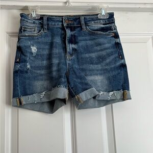 Judy Blue Size Small Medium Wash Slightly Distressed Cuffed Hem Shorts JB150052